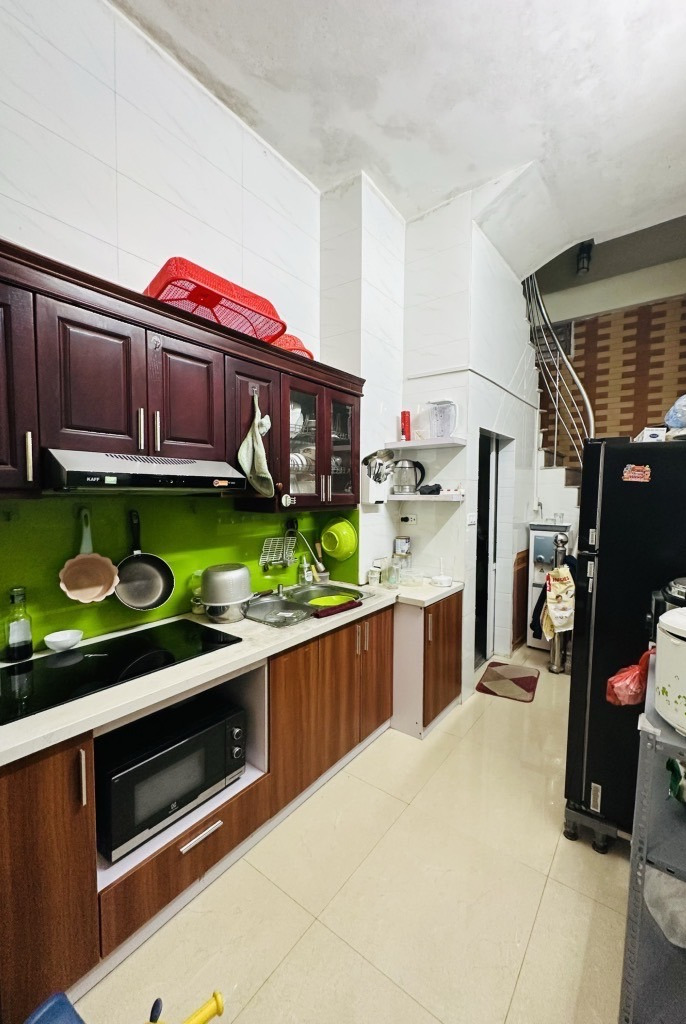 NGHĨA TÂN- CẦU GIẤY- KHU PHÂN LÔ- Ô TÔ ĐỖ CỬA- 2 THOÁNG TRƯỚC, SAU